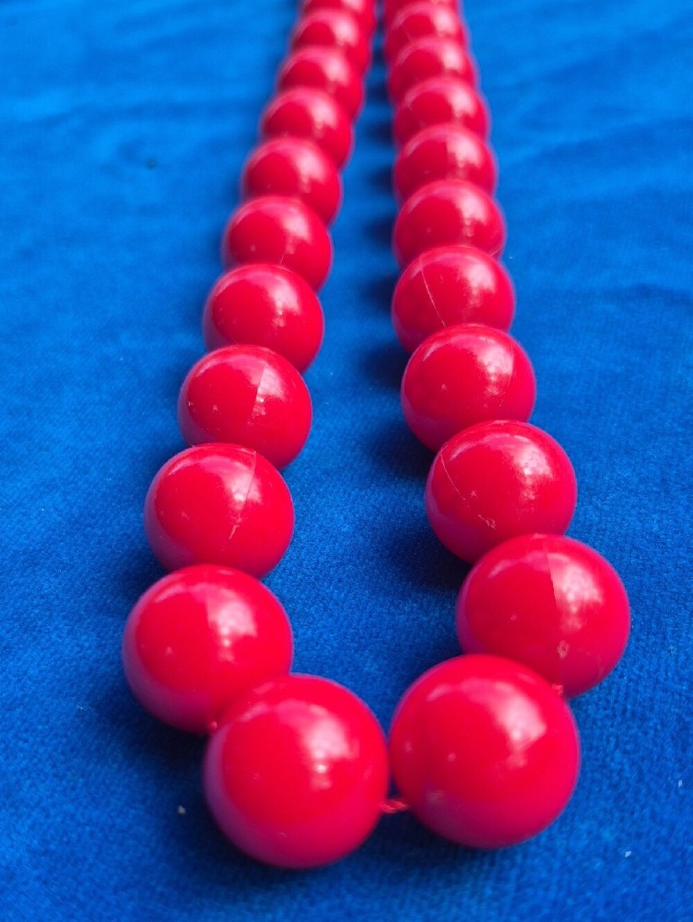 Red Statement Bead Necklace - Picture 3 of 6